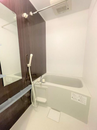 浴室　京急本線「南太田」駅 一棟売アパート 現地写真